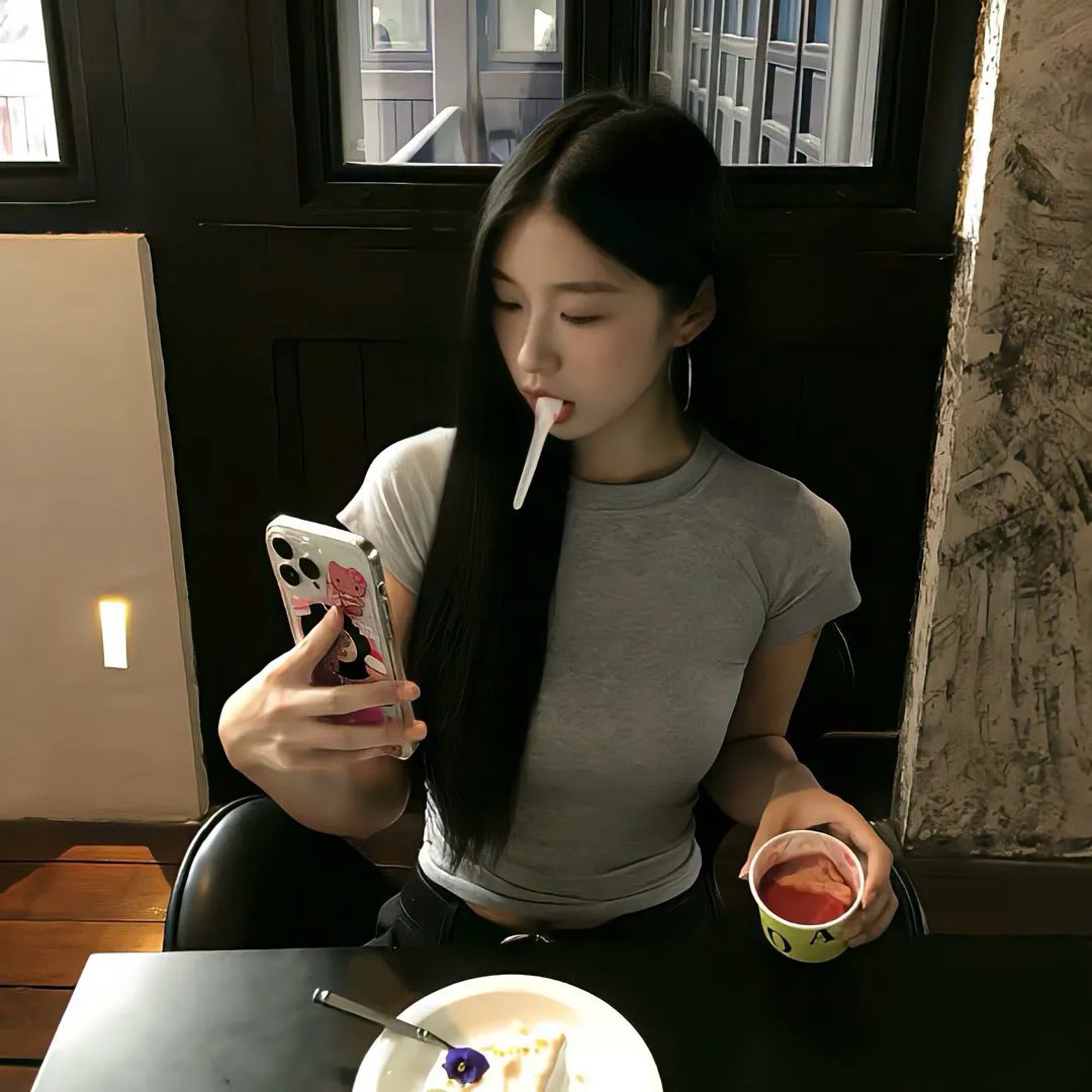 鲨鱼开大口